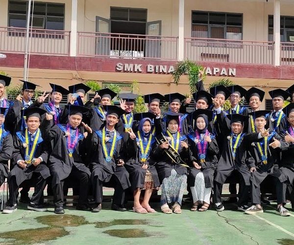 Selamat Kepada Wisudawan SMK Bina Harapan 2022