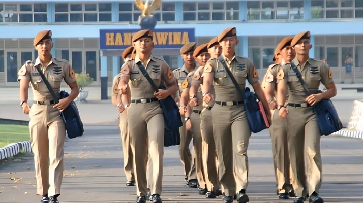 aturan rambut siswa sekolah kedinasan