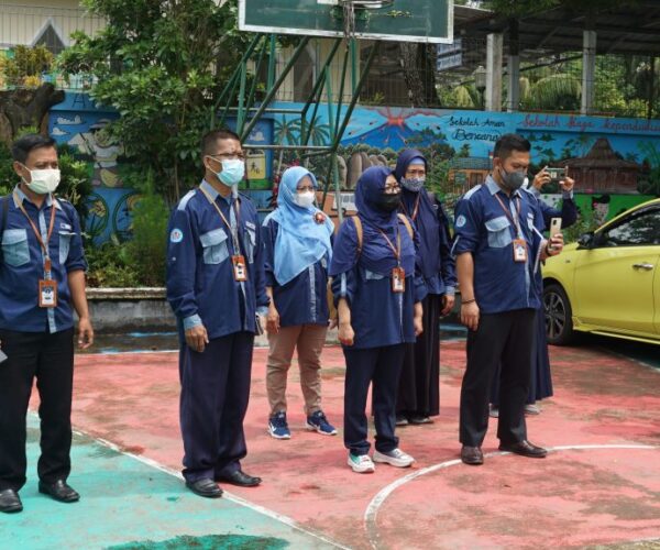 Tips Memilih Mobil Bekas untuk Keperluan Instansi Sekolah