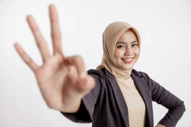 Sebelum Edit, Cek Dulu Kode Warna Latar Pas Foto Disini