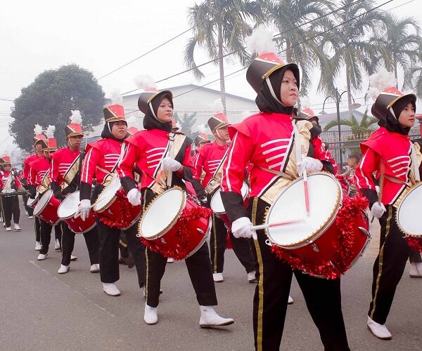 Jual Baju Drumband: Pilihan Terbaik untuk Tim Drumband Anda!
