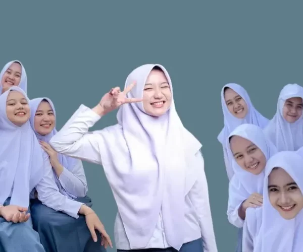 Telat Daftar Sekolah SMA/SMK, Perlukah Berhenti Dulu Satu Tahun? Ini Solusinya!