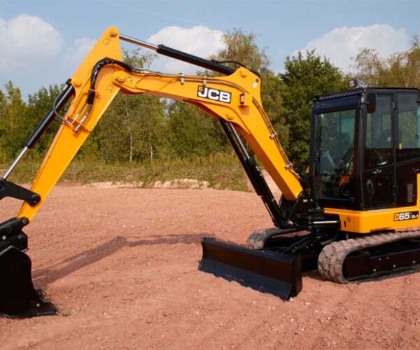 Cara Menghitung ROI Excavator Mini untuk Usaha Konstruksi