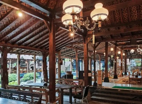 Restoran Unik di Jalan Kaliurang