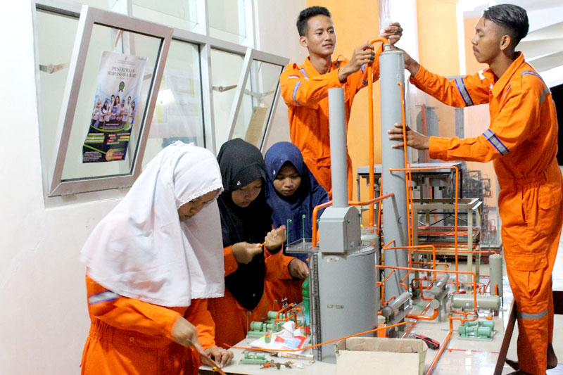 SMK Migas di Berbagai Kota di Indonesia