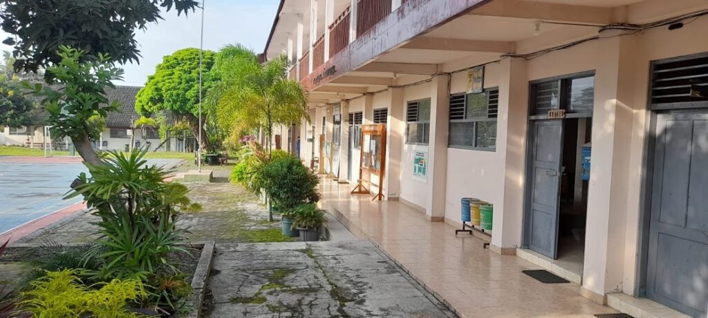 Program sekolah adiwiyata SMK Bina Harapan Sleman